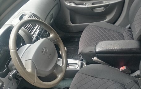 Hyundai Accent II, 2007 год, 330 000 рублей, 2 фотография