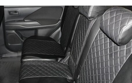 Mitsubishi Outlander III рестайлинг 3, 2013 год, 1 136 000 рублей, 7 фотография