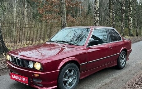 BMW 3 серия, 1983 год, 500 000 рублей, 3 фотография