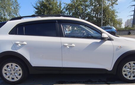 KIA Rio IV, 2022 год, 1 850 000 рублей, 2 фотография