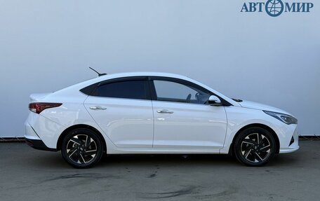 Hyundai Solaris II рестайлинг, 2021 год, 1 670 000 рублей, 4 фотография