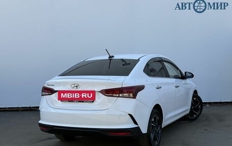 Hyundai Solaris II рестайлинг, 2021 год, 1 670 000 рублей, 5 фотография