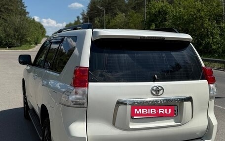 Toyota Land Cruiser Prado 150 рестайлинг 2, 2010 год, 2 350 000 рублей, 3 фотография