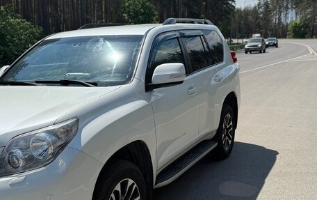 Toyota Land Cruiser Prado 150 рестайлинг 2, 2010 год, 2 350 000 рублей, 4 фотография