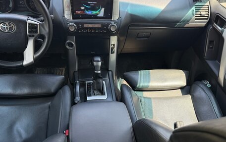 Toyota Land Cruiser Prado 150 рестайлинг 2, 2010 год, 2 350 000 рублей, 6 фотография