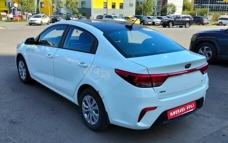 KIA Rio IV, 2017 год, 750 000 рублей, 2 фотография