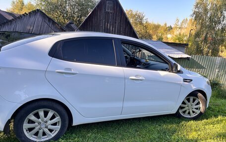 KIA Rio III рестайлинг, 2013 год, 899 999 рублей, 4 фотография