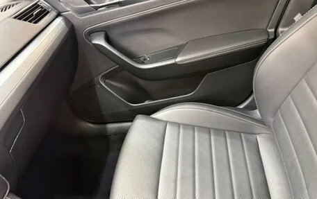 Skoda Superb III рестайлинг, 2022 год, 2 740 000 рублей, 12 фотография