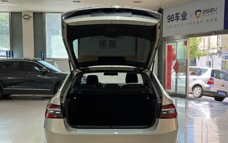 Skoda Superb III рестайлинг, 2022 год, 2 740 000 рублей, 21 фотография