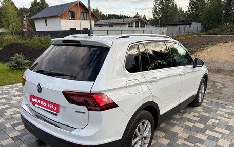 Volkswagen Tiguan II, 2019 год, 2 680 000 рублей, 3 фотография