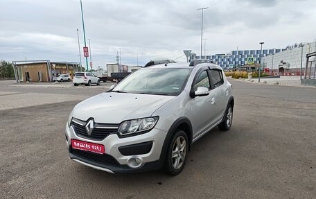 Renault Sandero II рестайлинг, 2018 год, 900 000 рублей, 1 фотография