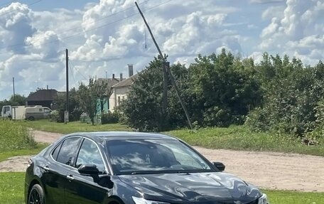Toyota Camry, 2020 год, 3 150 000 рублей, 1 фотография