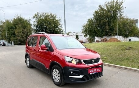 Peugeot Rifter I, 2018 год, 1 550 000 рублей, 4 фотография
