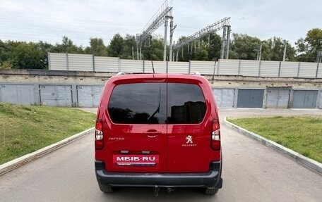 Peugeot Rifter I, 2018 год, 1 550 000 рублей, 7 фотография