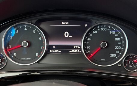 Volkswagen Touareg III, 2017 год, 3 500 000 рублей, 14 фотография