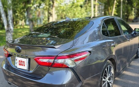 Toyota Camry, 2020 год, 2 700 000 рублей, 8 фотография