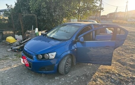 Chevrolet Aveo III, 2013 год, 500 000 рублей, 2 фотография