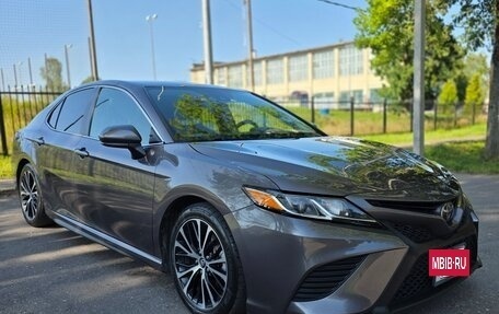 Toyota Camry, 2020 год, 2 700 000 рублей, 3 фотография