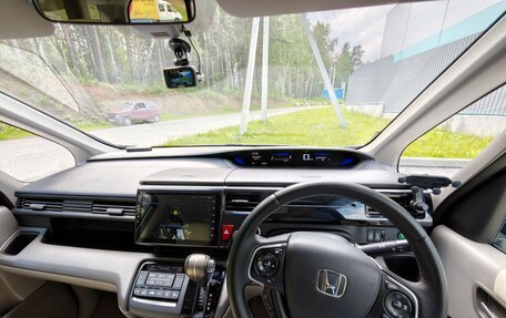 Honda Stepwgn IV, 2015 год, 1 700 000 рублей, 9 фотография