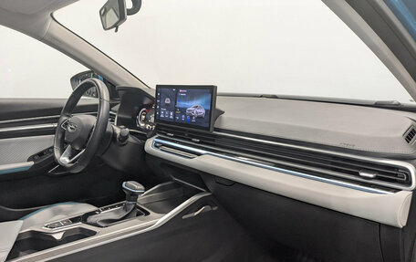 Geely Emgrand, 2023 год, 1 650 000 рублей, 13 фотография