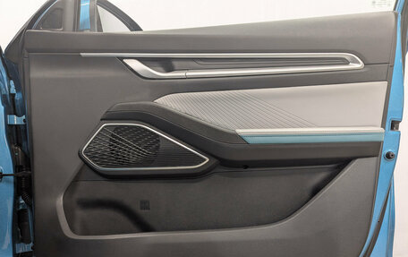 Geely Emgrand, 2023 год, 1 650 000 рублей, 24 фотография