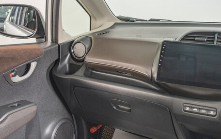 Honda Fit Shuttle I рестайлинг, 2014 год, 1 199 000 рублей, 11 фотография