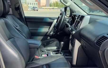 Toyota Land Cruiser Prado 150 рестайлинг 2, 2011 год, 2 720 000 рублей, 8 фотография