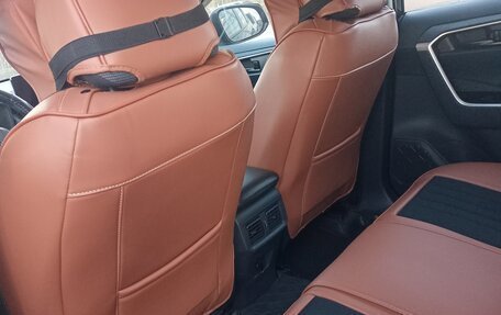 Toyota RAV4, 2025 год, 3 990 000 рублей, 17 фотография
