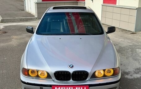 BMW 5 серия, 1999 год, 370 000 рублей, 3 фотография