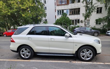 Mercedes-Benz M-Класс, 2012 год, 2 300 000 рублей, 4 фотография