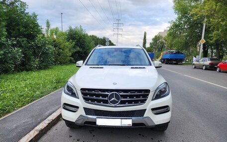 Mercedes-Benz M-Класс, 2012 год, 2 300 000 рублей, 3 фотография