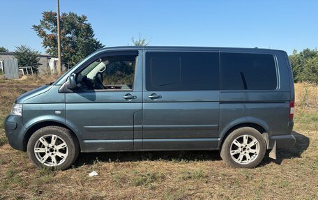 Volkswagen Multivan T5, 2004 год, 1 500 000 рублей, 3 фотография