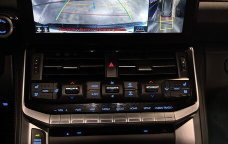 Toyota Land Cruiser, 2023 год, 11 600 000 рублей, 6 фотография