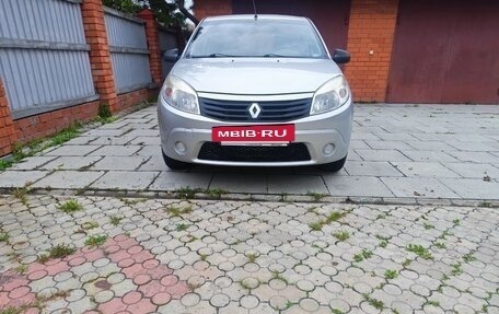 Renault Sandero I, 2012 год, 590 000 рублей, 2 фотография