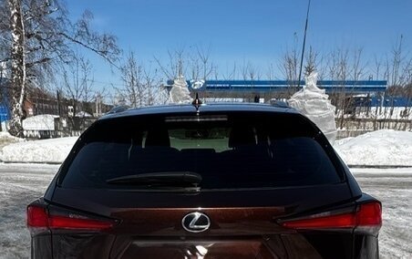 Lexus NX I, 2017 год, 3 650 000 рублей, 4 фотография
