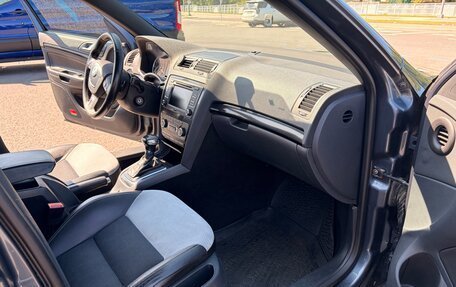 Skoda Octavia RS, 2012 год, 1 000 000 рублей, 15 фотография
