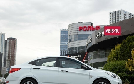 Hyundai Solaris II рестайлинг, 2011 год, 678 000 рублей, 3 фотография