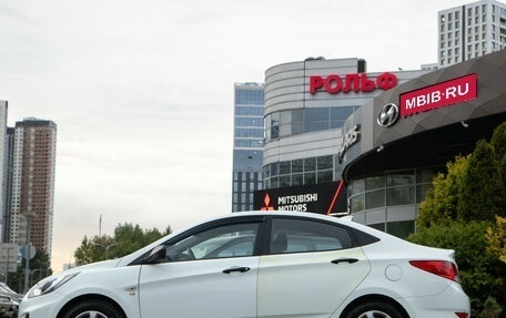 Hyundai Solaris II рестайлинг, 2011 год, 678 000 рублей, 6 фотография