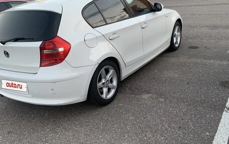 BMW 1 серия, 2010 год, 700 000 рублей, 2 фотография