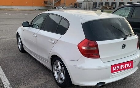 BMW 1 серия, 2010 год, 700 000 рублей, 3 фотография