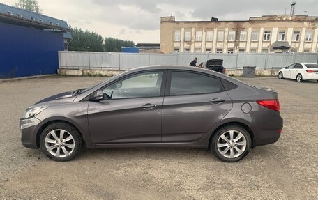 Hyundai Solaris II рестайлинг, 2010 год, 790 000 рублей, 3 фотография