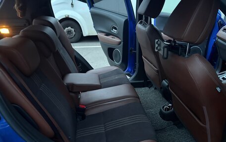 Honda Vezel, 2019 год, 1 950 000 рублей, 20 фотография