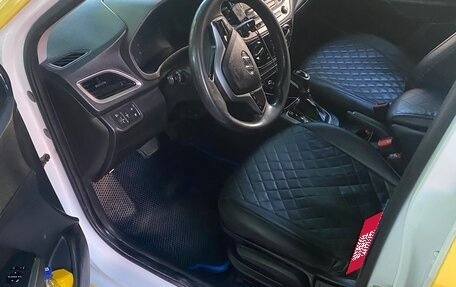 Hyundai Solaris II рестайлинг, 2018 год, 720 000 рублей, 10 фотография
