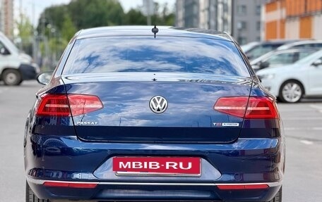 Volkswagen Passat B8 рестайлинг, 2015 год, 1 625 000 рублей, 9 фотография