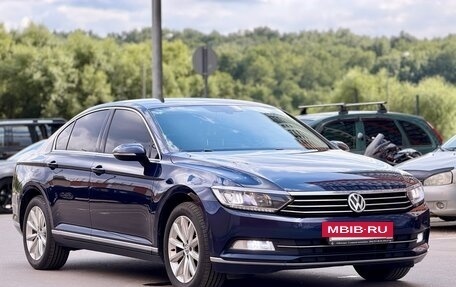 Volkswagen Passat B8 рестайлинг, 2015 год, 1 625 000 рублей, 3 фотография