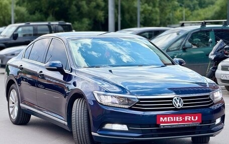 Volkswagen Passat B8 рестайлинг, 2015 год, 1 625 000 рублей, 6 фотография