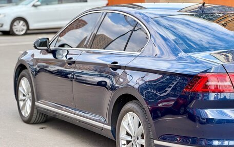 Volkswagen Passat B8 рестайлинг, 2015 год, 1 625 000 рублей, 14 фотография