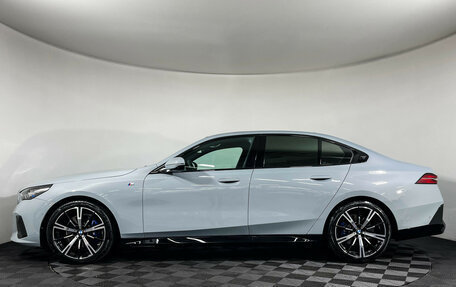 BMW 5 серия, 2024 год, 8 500 000 рублей, 5 фотография
