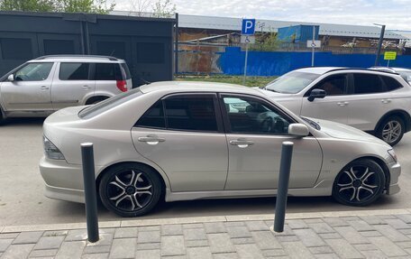 Toyota Altezza, 1999 год, 750 000 рублей, 12 фотография