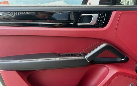 Porsche Cayenne III, 2019 год, 7 999 000 рублей, 10 фотография